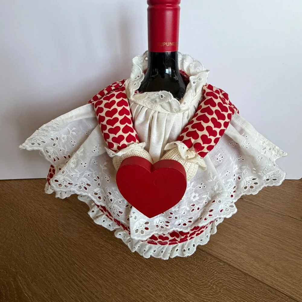 Vintage Holiday Wine Bottle Covers Lot of 5 Seasonal Decor Patriotic Easter Fall